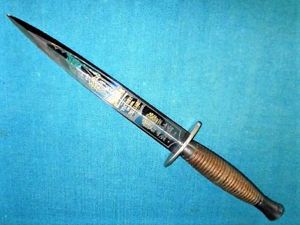 FALKLANDS WAR COMMEMRATIVE F/S KNIFE S/N 0820