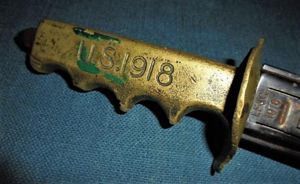 RARE WW1 U.S.1918 FIGHTING KNIFE S/N 0427
