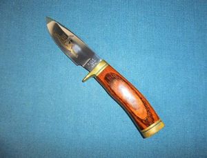 1994 BUCK COLLECTORS CLUB KNIFE S/N 0415