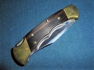 BUCK 1988 DATED 112 FOLDER S/N 0290