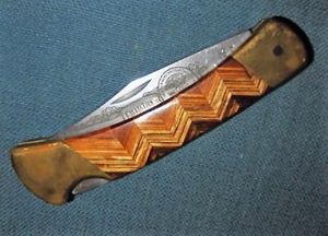 CAMILLUS FOLDING LOCK KNIFE S/N 0271