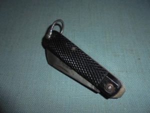 1943 DATED CLASP KNIFE S/N708