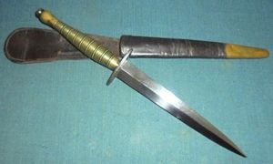 Rare WW11 Beaded & Ribbed Commando knife S/n02831