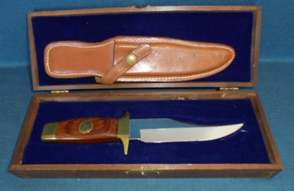 Scarce 1973 Dated Smith & Wesson Texas Rangers Bowie Knife S/n 03003 — image 2