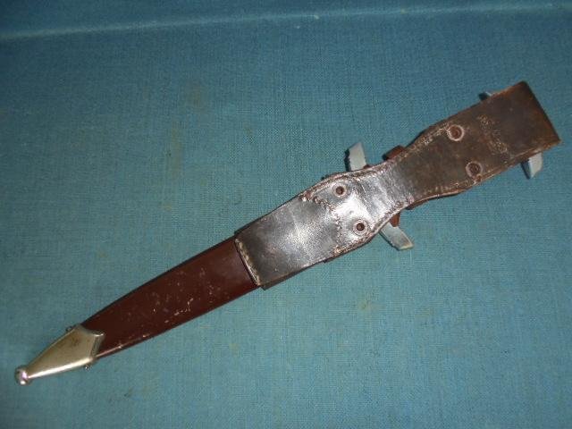 Very Rare SA Dagger with Feldhernhalle Hanger S/n 03013 — image 2