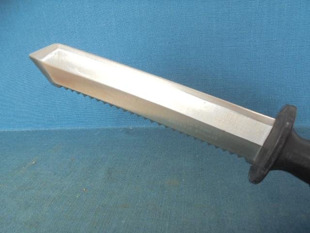 Post 1979 Royal Navy Divers Knife S/n 03015 — image 9