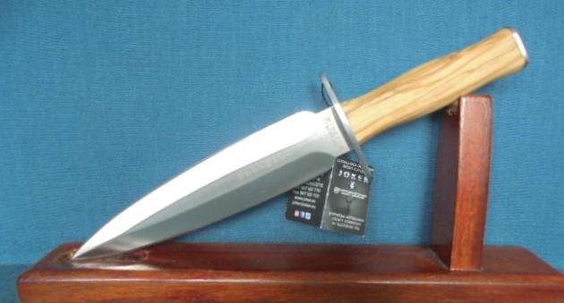 Joker Colmillo Hunting Knife S/n 03025 — image 3