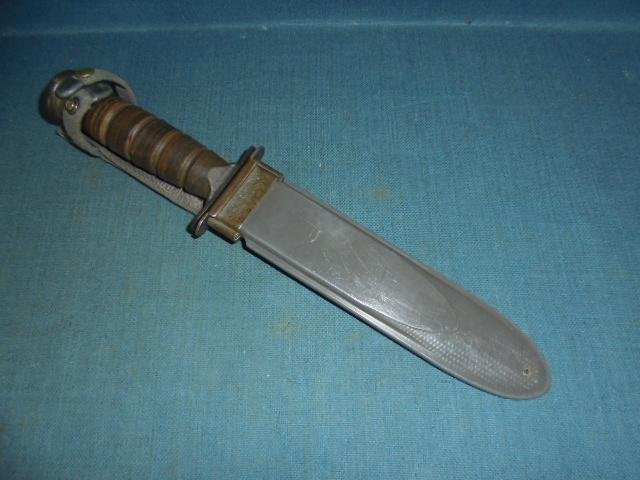 WW11 U.S. Navy Mark 11 Fighting Knife S/n 03033 — image 8