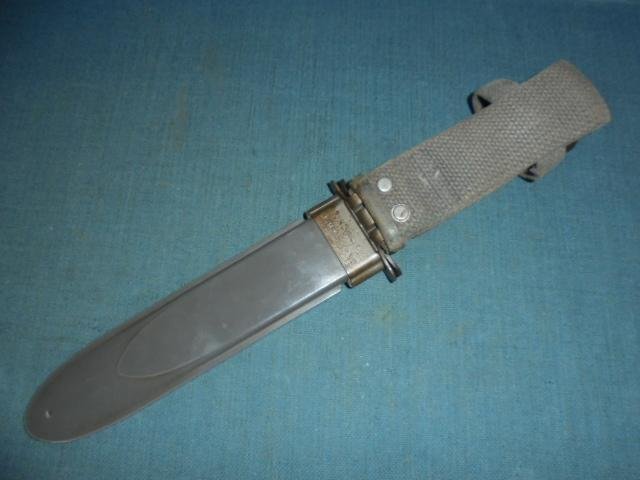 WW11 U.S. Navy Mark 11 Fighting Knife S/n 03033 — image 9