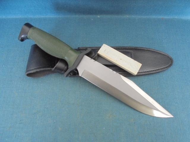 Vintage Aitor Bowie Knife S/n 03040 — image 2