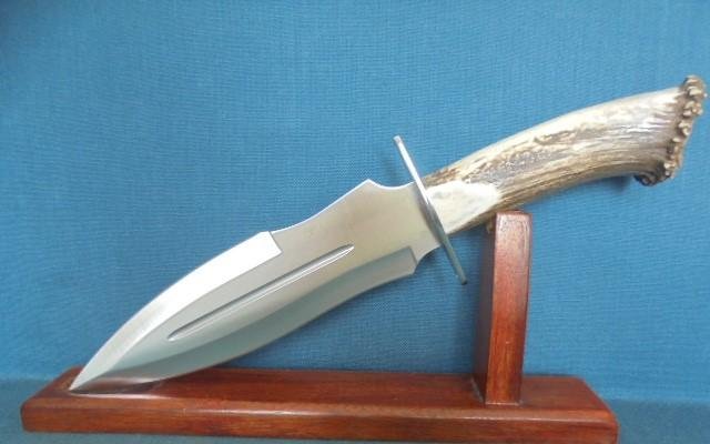 Huge Joker Verraco Knife S/n 03045 — image 3