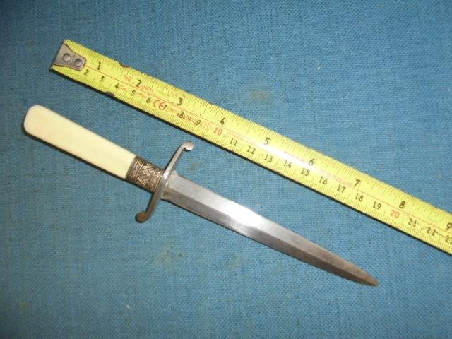 Victorian Gentlemen's/Prostitutes Dagger S/n 03047 — image 2