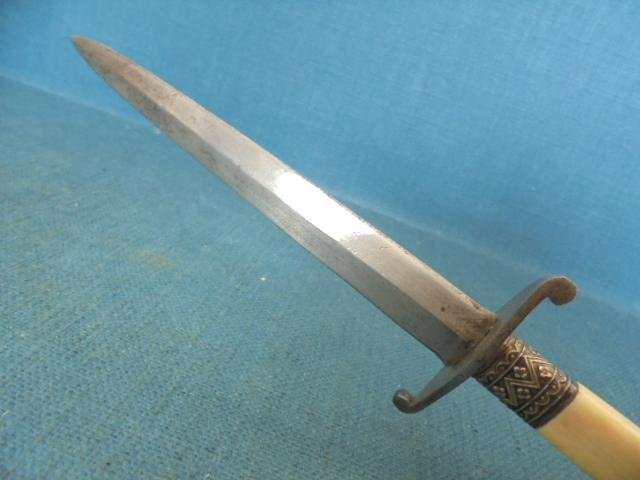 Victorian Gentlemen's/Prostitutes Dagger S/n 03047 — image 5