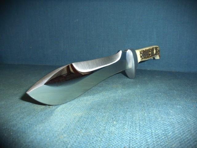 Mint Condition Puma White Hunter Knife S/n 03069 — image 7