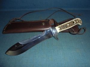 Mint Condition Puma White Hunter Knife S/n 03069