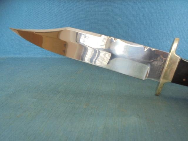 Large J.E.Middleton Bowie Knife S/n 03067 — image 5