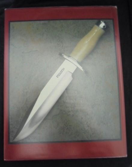 Randall Knives A Reference Book by Sheldon & Edna Wickersham S/n 03076 — image 2