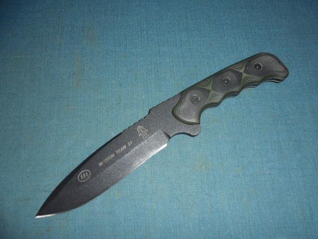 Tops Mission Team 21 Knife S/n 03081 — image 4
