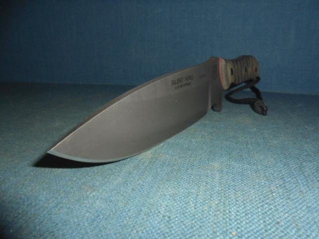 Tops Silent Hero Knife S/n 03090 — image 7