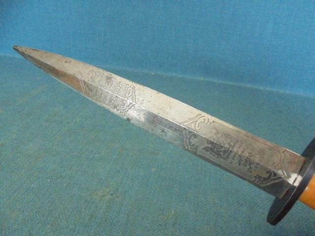 Very Rare Tom Beasley Commando Knife S/n 03092 — image 4