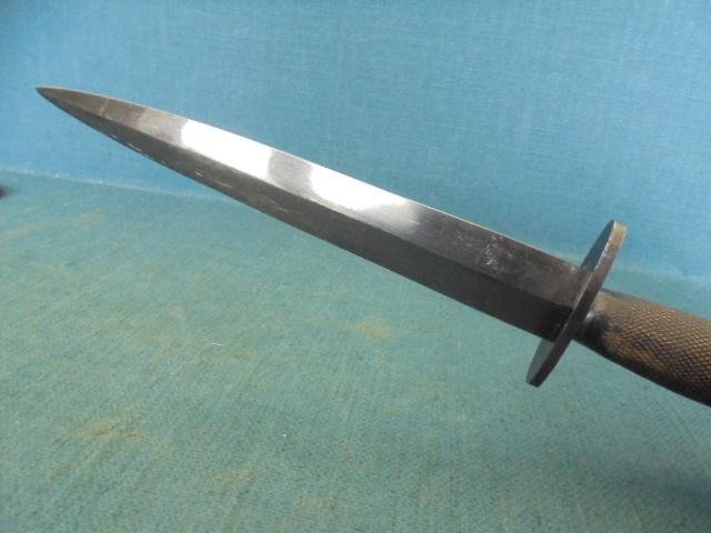 WW11 2nd Pattern Commando Knife S/n 03091 — image 5