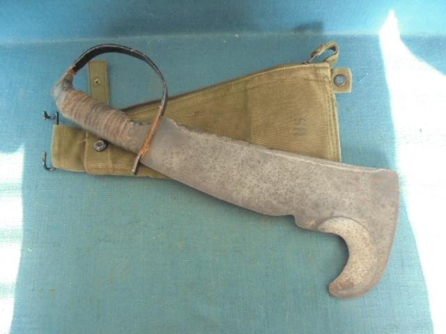 Rare U.S. Vietnam Woodmans Pal Type 1V Ax/Knife S/n 03109 — image 2