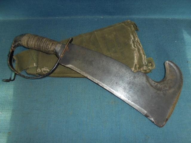 Rare U.S. Vietnam Woodmans Pal Type 1V Ax/Knife S/n 03109 — image 3
