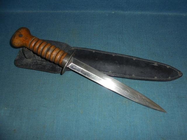 Scarce WW1 Dutch M1917 Stormdolk Fighting Knife S/n 03108 — image 2