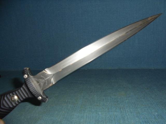 Fox MD The Elite Stiletto Knife S/n 03107 — image 4