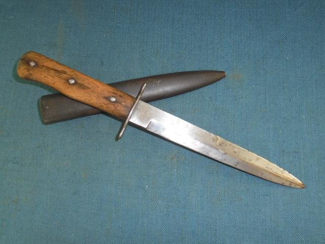 WW11 German Luftwaffe Fighting Knife S/n 03103 — image 3