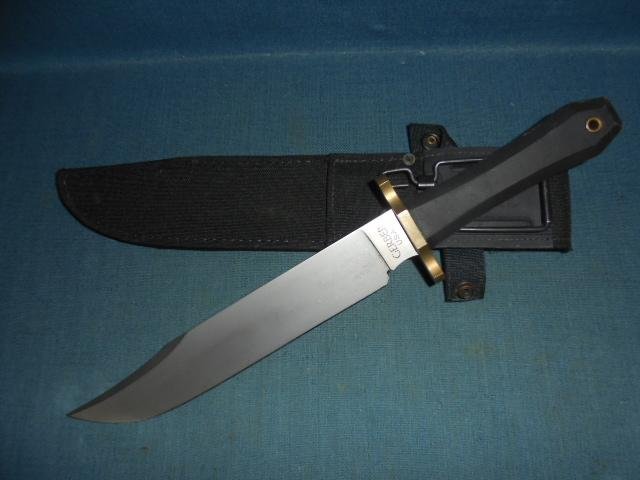 Vintage Gerber Bowie Knife S/n 03111 — image 3