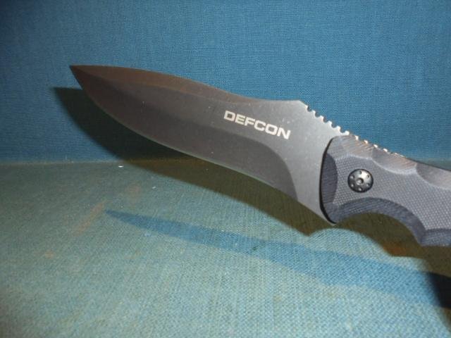 Two Defcon Hydra Knives S/n 03132 — image 3