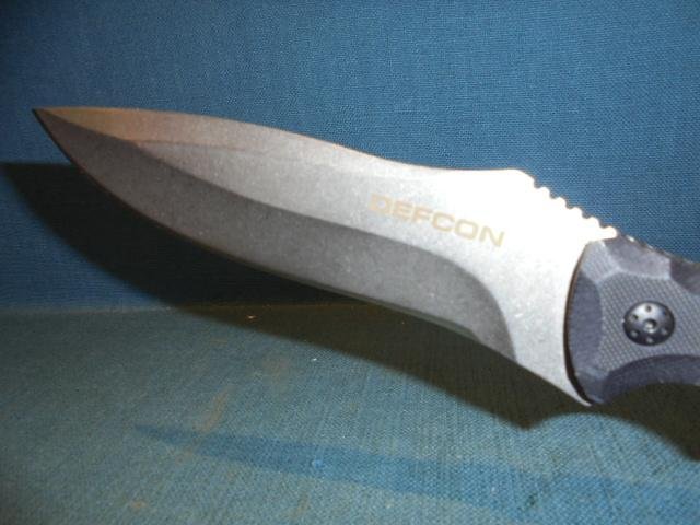 Two Defcon Hydra Knives S/n 03132 — image 5