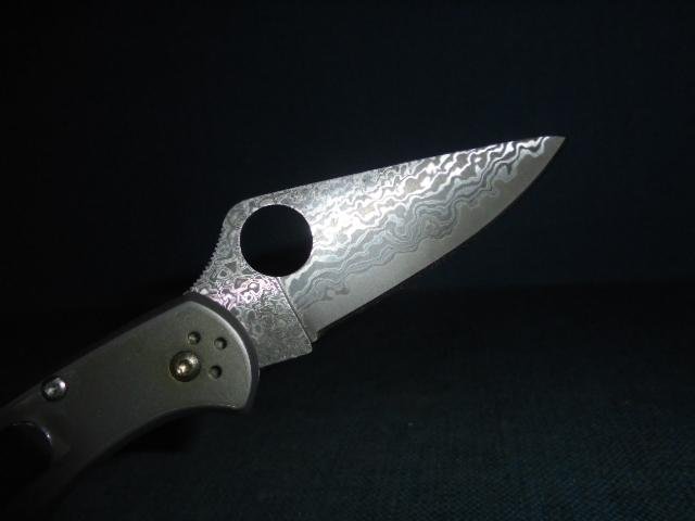 Spyderco Delicate 4 Damascus Folder S/n 03146 — image 4