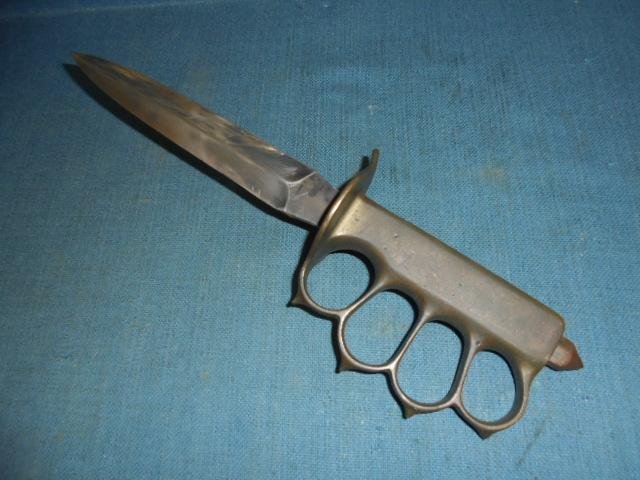 Very Rare WW1 U.S 1918 Fighting Knife S/n 03160 — image 4