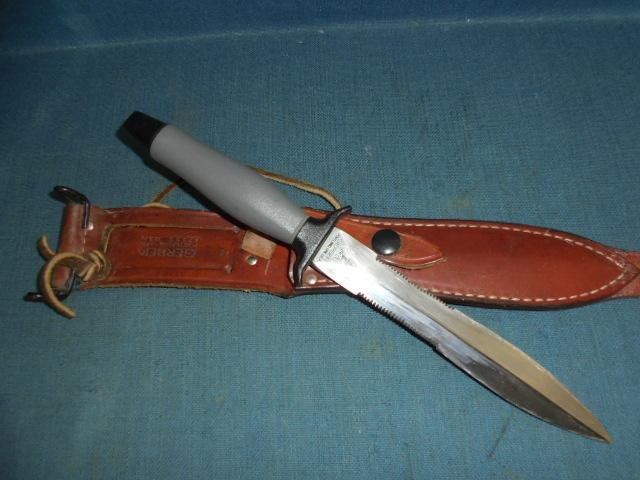 Rare 1976 Dated Gerber MK11 Survival Knife S/n 03159 — image 2