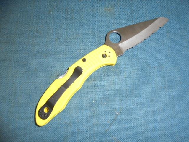 Spyderco Salt 2 Yellow Serrated Folder S/n 03160 — image 3