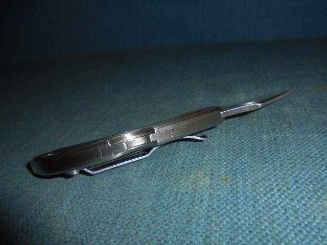 Spyderco Dragonfly Tattoo Folder S/n 03166 — image 2