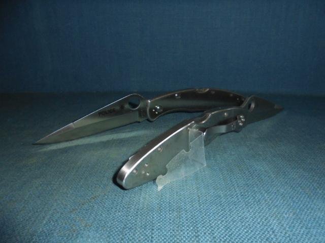 Two Spyderco Police Model Knives S/n 03164 — image 4