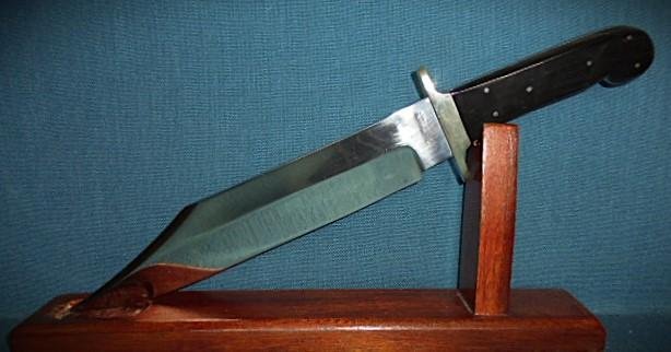 Large J. E. Middleton Bowie Knife S/n 03177 — image 3