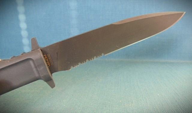 Extrema Ratio Venom Combat Knife S/n 03204 — image 4