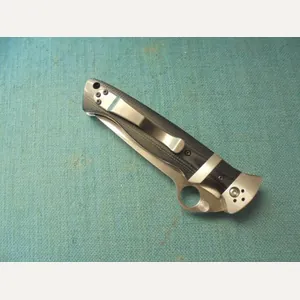 Spyderco Vallotton Sub-Hilt Folder S/n 03201