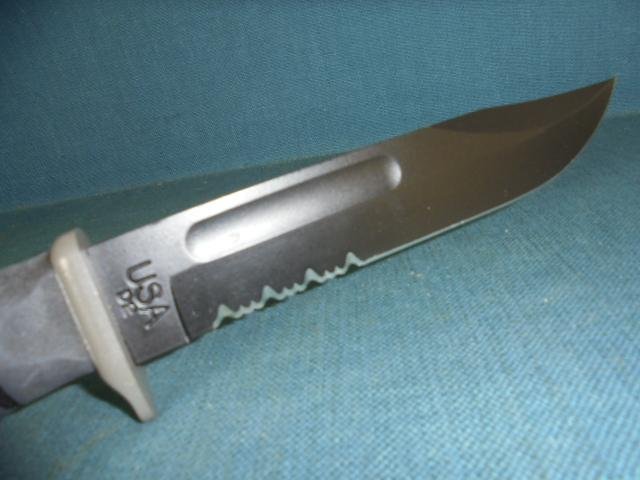 Ka-Bar D2 Extreme Combat Knife S/n 03239 — image 4