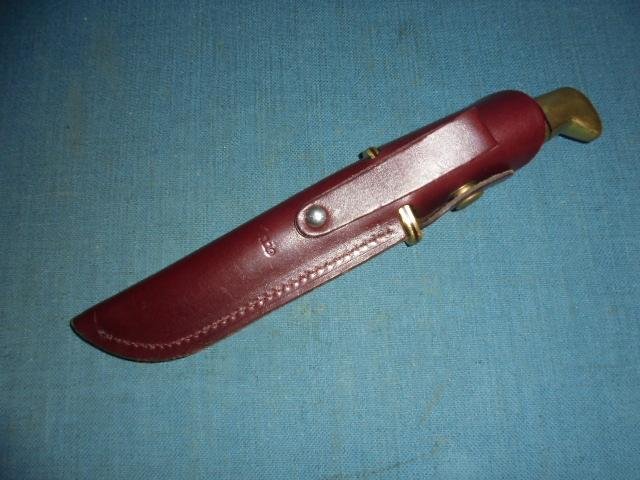 1999 Dated Buck 119 Special s/n 03250 — image 2