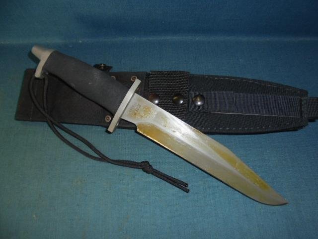 Vintage 1980s Gerber BMF Knife S/n 03261 — image 2