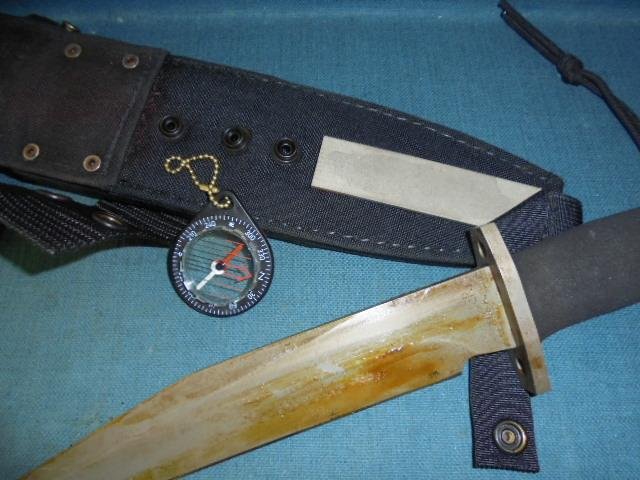 Vintage 1980s Gerber BMF Knife S/n 03261 — image 4