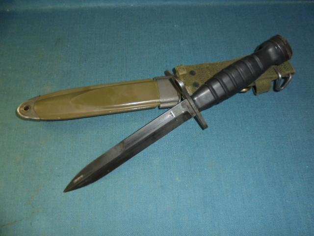 Rare U.S. M4 Bayonet with Rubber Grip S/n 03260 — image 4