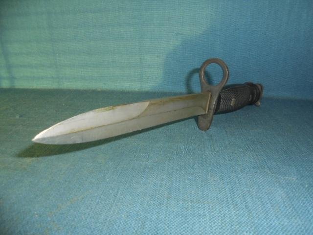Scarce Canadian C7 Bayonet by Nella S/n 03259 — image 7
