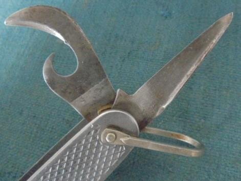 WW11 U.S.M.C. 4 Bladed Utility Knife S/n 03277 — image 7