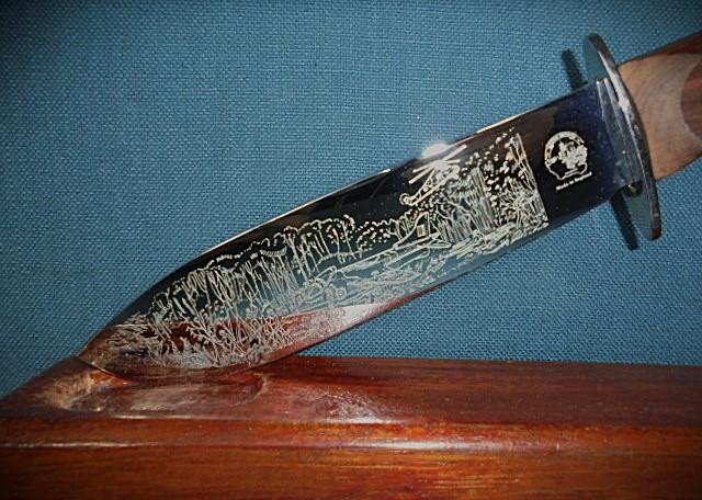 Rare Type D Survival Knife by Crown Sword S/n 03284 — image 4